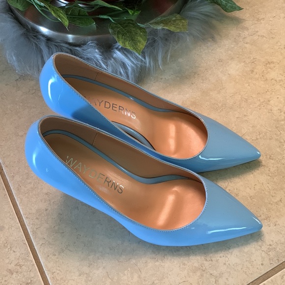 Stiletto - Picture 3 of 6